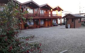 Apart-Hotel Colonia-Königsberg ESTACIONAMIENTO Deptos Completos Ubicado En El Centro De Valdivia AIRE ACONDICIONADO